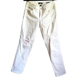 Nine West Distressed white Jean's Womens size 8